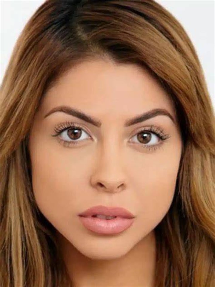 Adriana Fenice Bio, Wiki, Age, Height, Husband, Ig and Net Worth