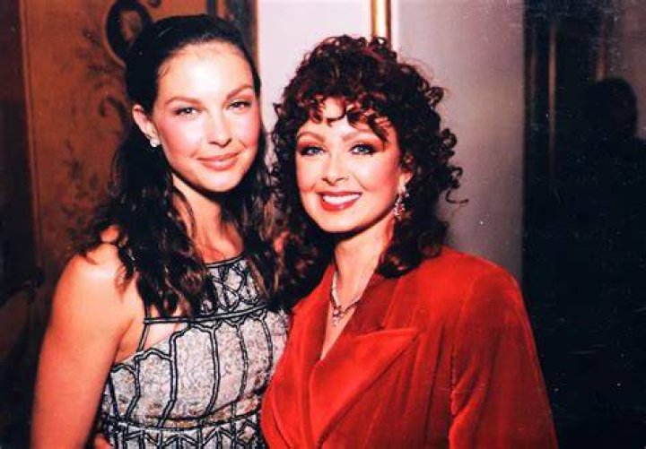 Ashley Judd, Naomi Judd, and Wynonna Judd during the 19th Annual American Music Awards at Shrine Auditorium in Los Angeles, California, c. 1992.