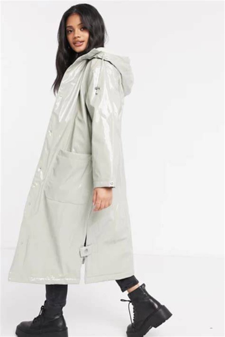 Women's Original Hero Vinyl Waterproof Hunting Coat: White/Navy/Limpit Grey £165.00 Best Waterproof Coats for Festivals
