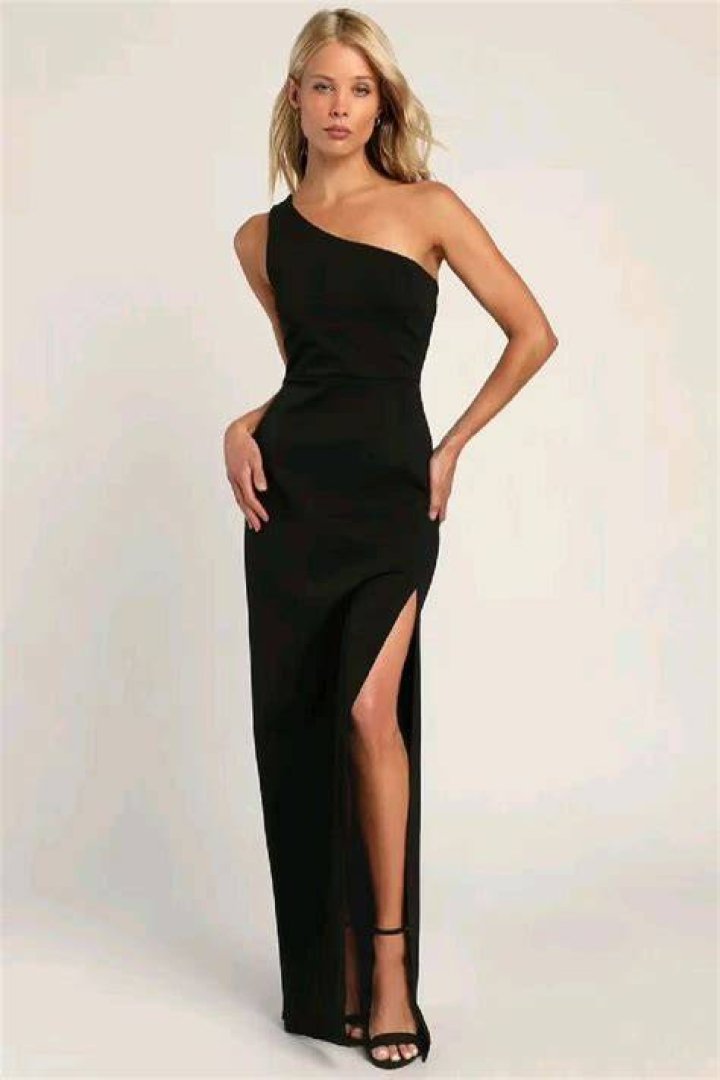 Black Sammy One-Shoulder Maxi Dress
