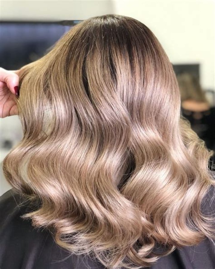 Champagne Blonde Gloss Champagne Blonde Gloss