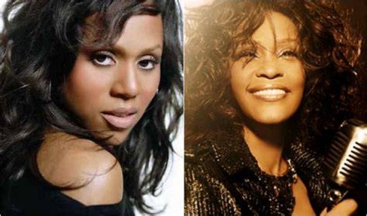 Deborah Cox and Whitney Houston perform together on stage
