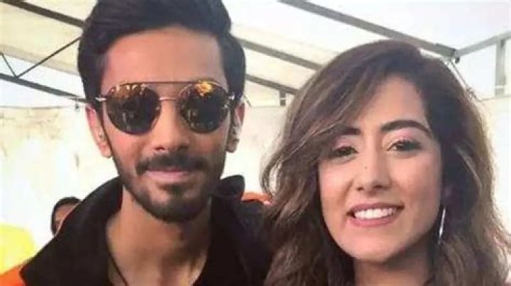 Discovering Jonita Gandhi's Husband: A Deep Dive Into Their Lives