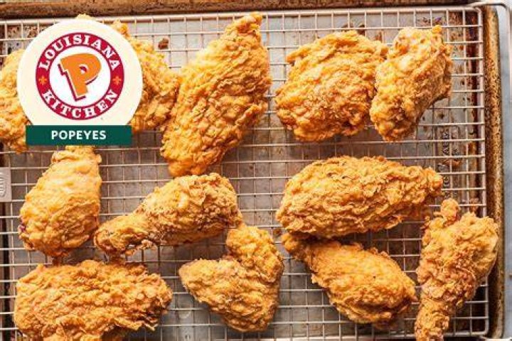 Does Popeyes use lard to fry their chicken?