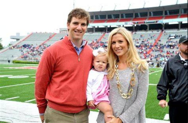 Eli Manning: Net Worth, Wife, Brother, Father