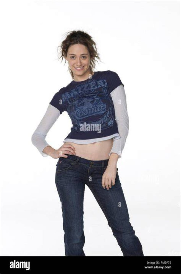 Emmy Rossum as Fiona Gallagher, Ethan Cutkosky as Carl Gallagher and Justin Chatwin as Jimmy in Shameless