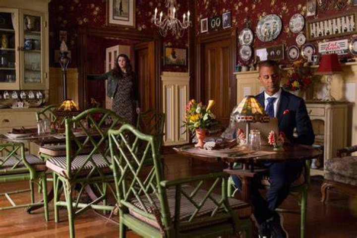 Fans Discover a Plot Hole Regarding the Dragonfly Inn
