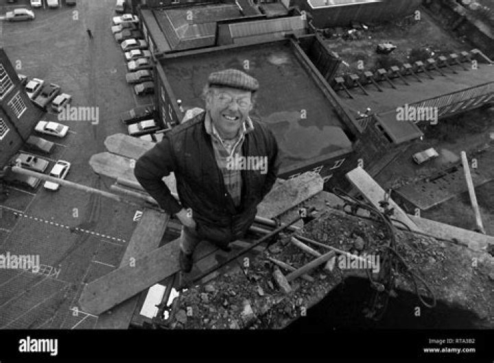 Fred Dibnah's story told by wife Sheila Express & Star