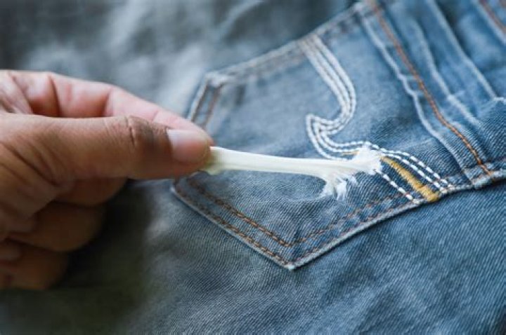 Hoe Krijg Ik Kauwgom Uit Bekleding?