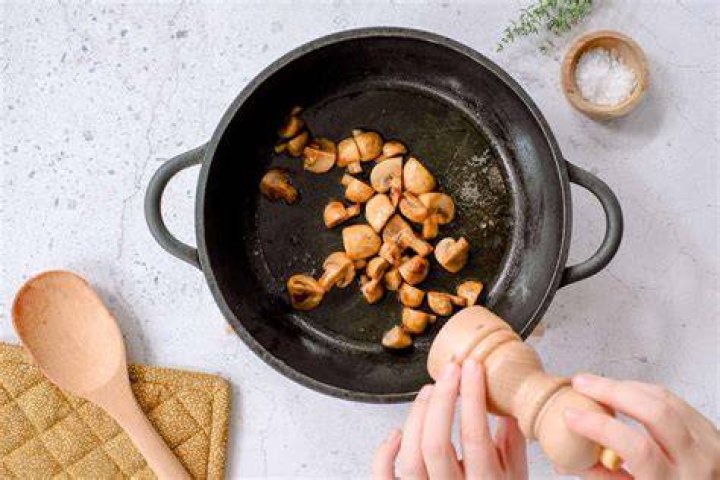 Hoe Lang Moeten Champignons Bakken?