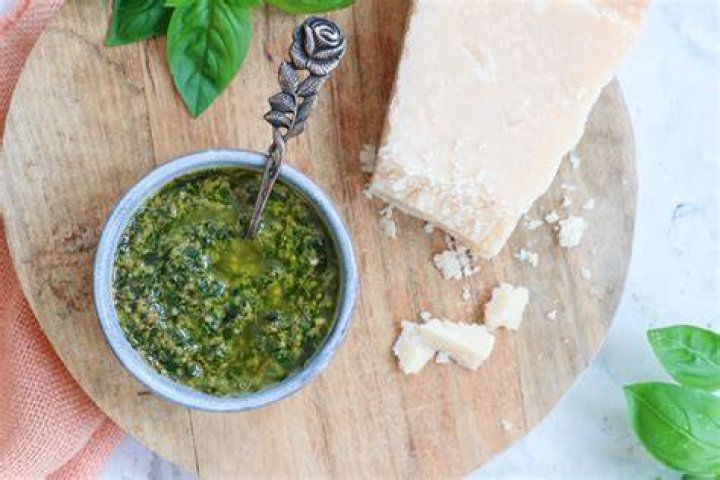 Hoe Maak Je Pesto Saus?