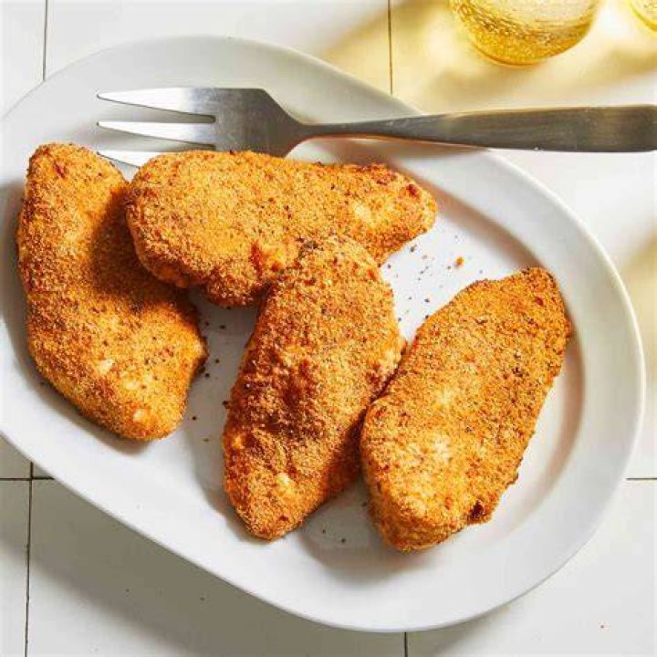 How 2 Bread Chicken Breast?