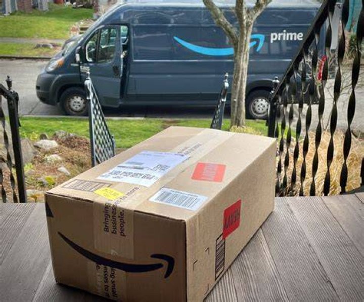 How does the Amazon Delivery Process Work?