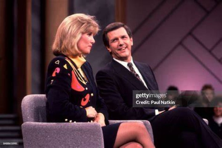 Joan Lunden and Charlie Gibson celebrating 'Good Morning America' 40th anniversary, 2015