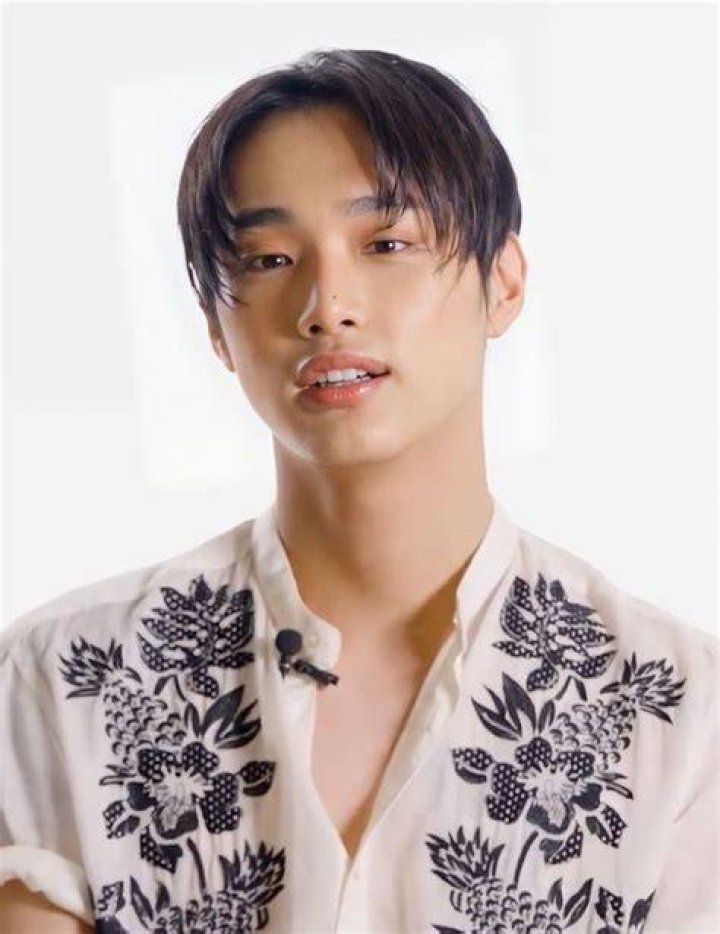 Jung Jinhyeong Bio, Height, Career, MBTI, Profile & more