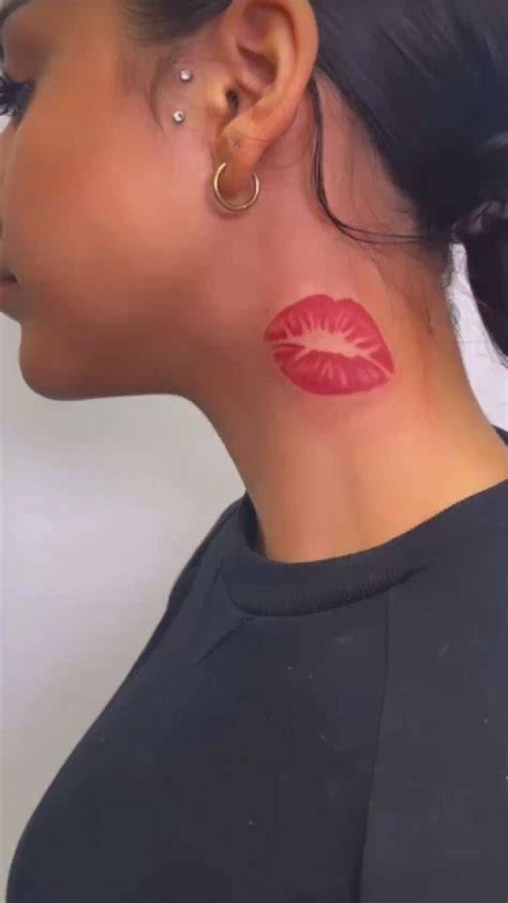 Lip, Ear, Red, Earrings, Neck, Orange, Nose, Chin, Cheek, Organ, Lip, Ear, Red, Earrings, Neck, Orange, Nose, Chin, Cheek, Organ,