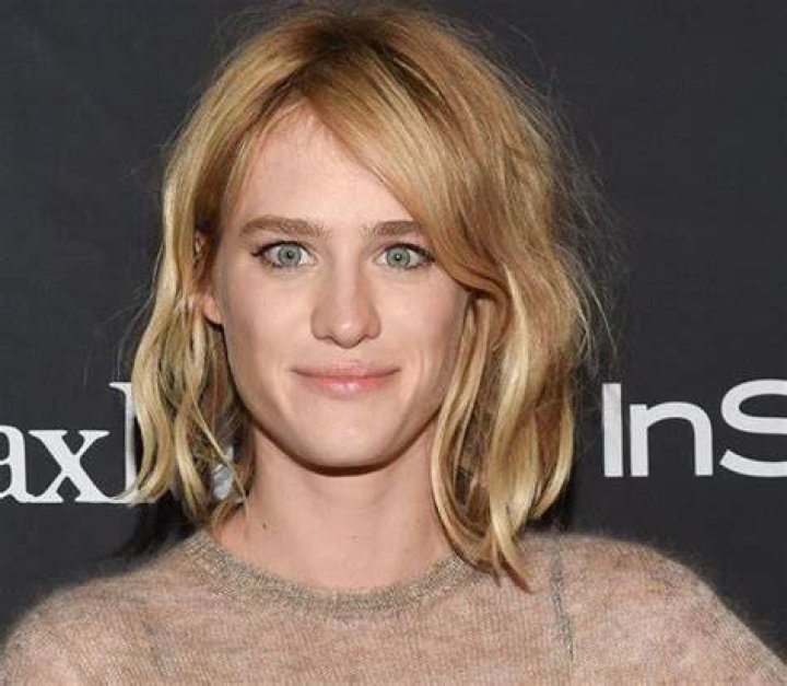 Mackenzie Davis Biography, Age, Height, Boyfriend, Net Worth StarsWiki