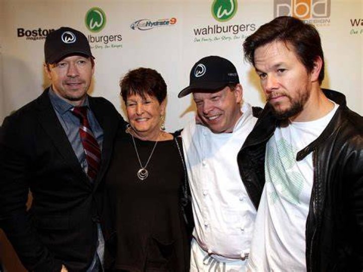Mark Wahlberg Siblings