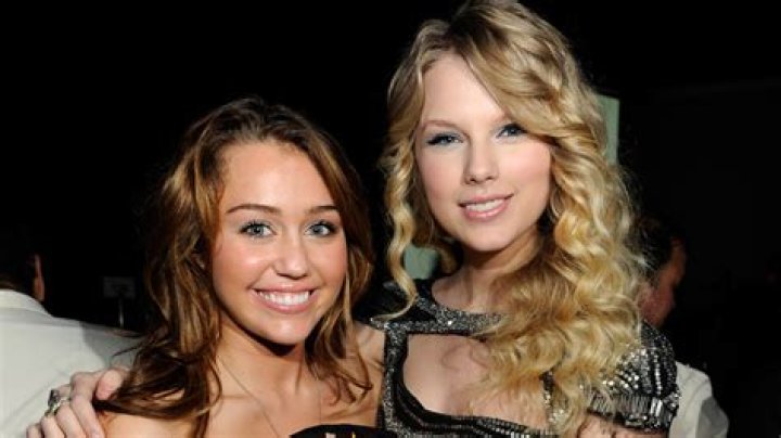 Miley Cyrus with Taylor Swift at the Hannah Montana movie premiere miley cyrus with taylor swift at the hannah montana movie premiere