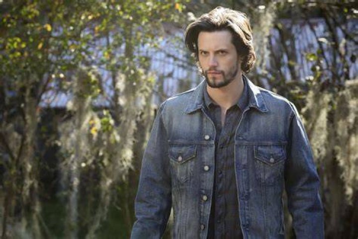 Nathan Parsons Roswell Reboot Cast POPSUGAR Entertainment Photo 3