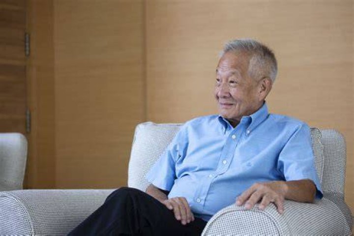 Ng Kok Song Family: Parents And Siblings