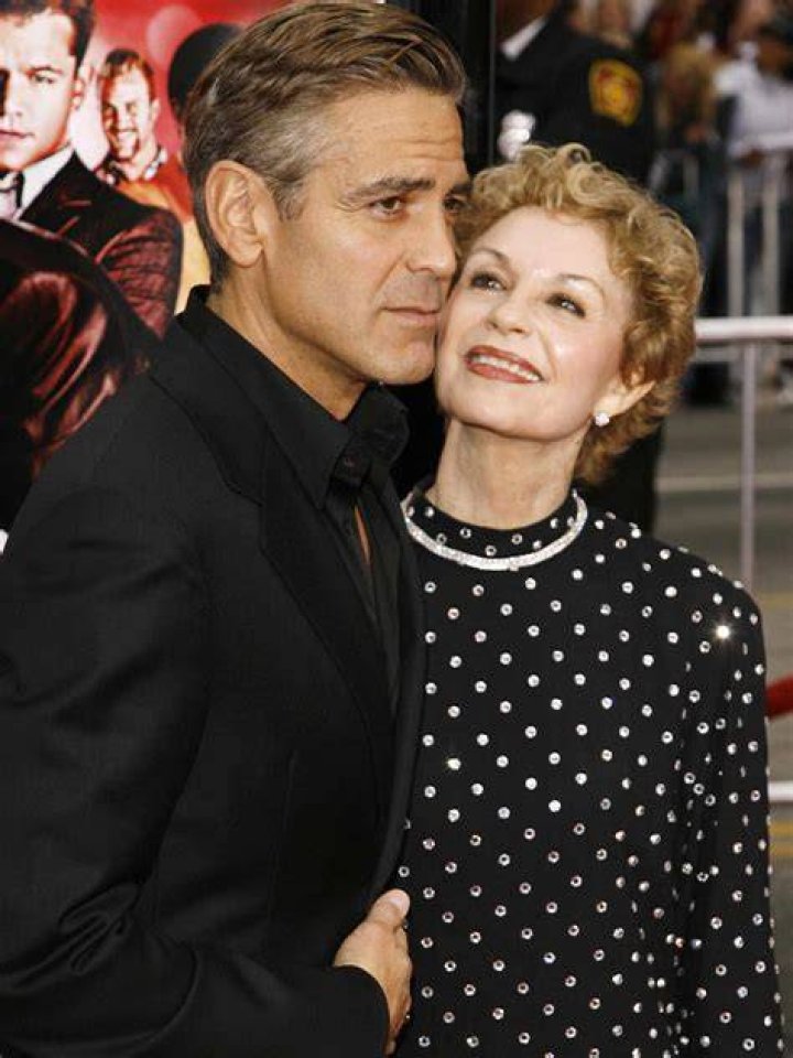 Nina Bruce Warren Picture 2 New York Premiere of The Monuments Men
