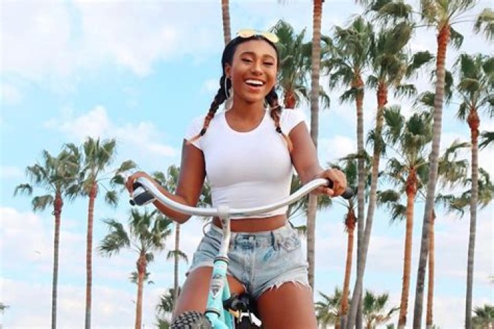 Noelle Robinson Bio, Wiki, Age, Height, Parents, Gay, Model, YouTube, Net Worth