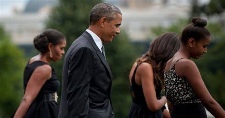 Obamas attend wedding of White House chef