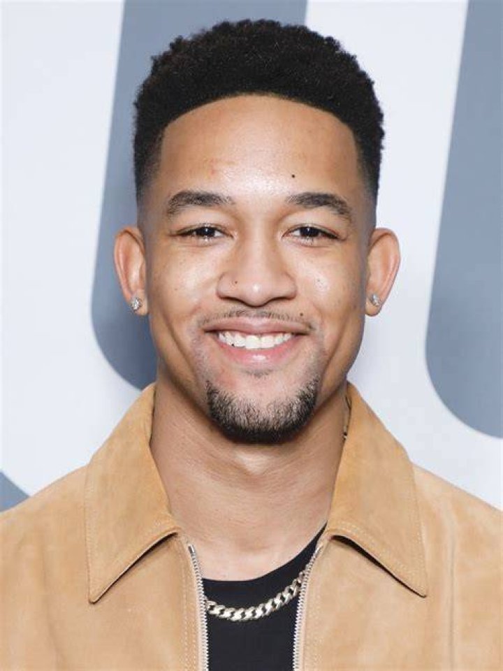 Peyton Alex Smith in 'Legacies'