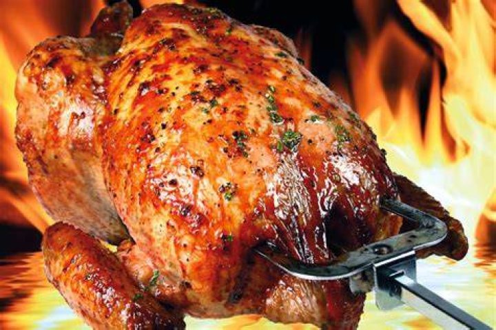 Pollo asado a la brasa del restaurante HUMO de Madrid pollo asado a la brasa del restaurante humo de madrid