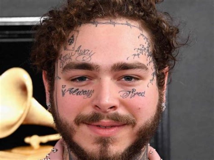 Post Malone Gets Face Tat In Japan & Daps Up Kendrick Lamar