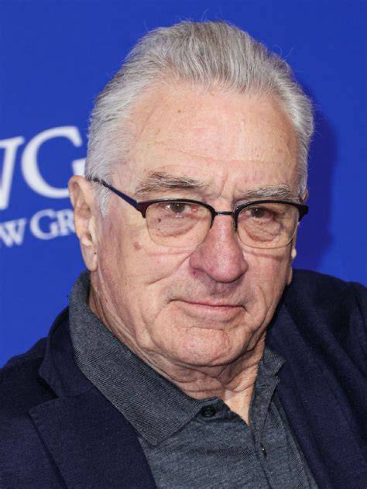 Robert De Niro has 6 kids with 3 beautiful black actresses. Now he is