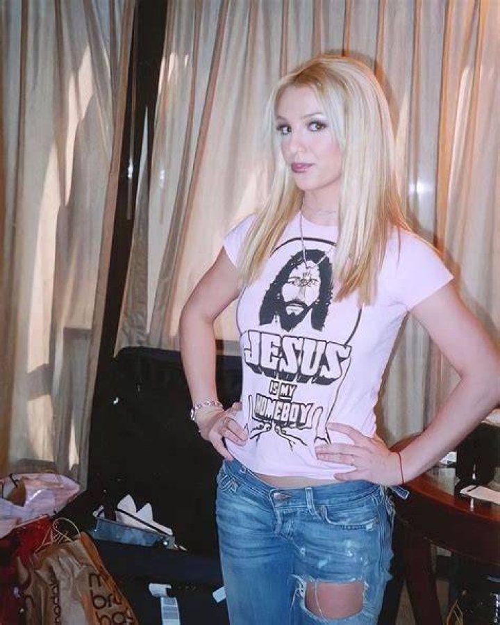 Santa Spears on Instagram &ldquo;FRIDAY.&rdquo; Mariah Carey 90s, 90s Grunge Hair