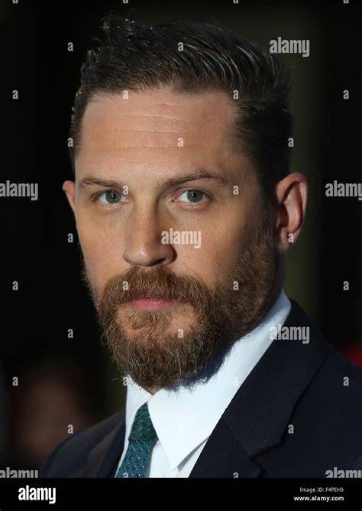 Tom Hardy attends the UK Premiere of 'The Revenant' at the Empire Leicester Square on January 14, 2016 in London, England