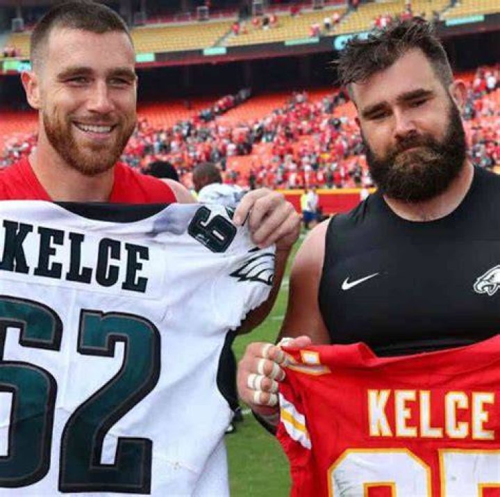 Travis Kelce: Facts About Him; Net Worth, Girlfriend, Brother