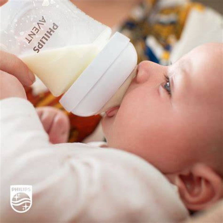 Wanneer Baby Koemelk Drinken?