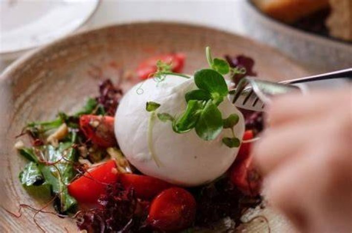 Wat Is Mozzarella Eigenlijk?