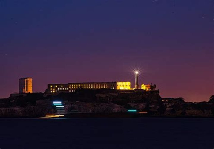 What happens on the Alcatraz night tour?