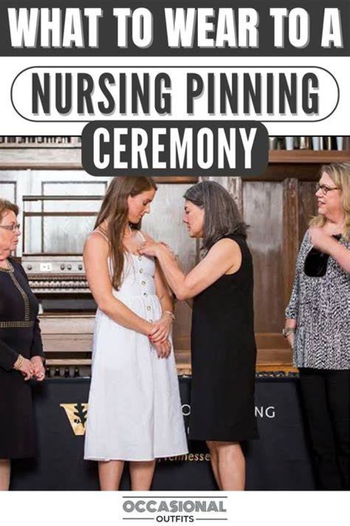 What should I wear to my pinning ceremony?